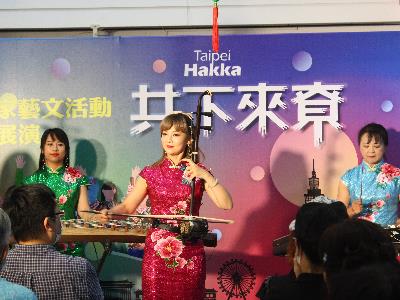 Hakka performers at the press event