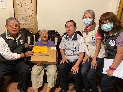 DCMS officials visits the home of a draftee