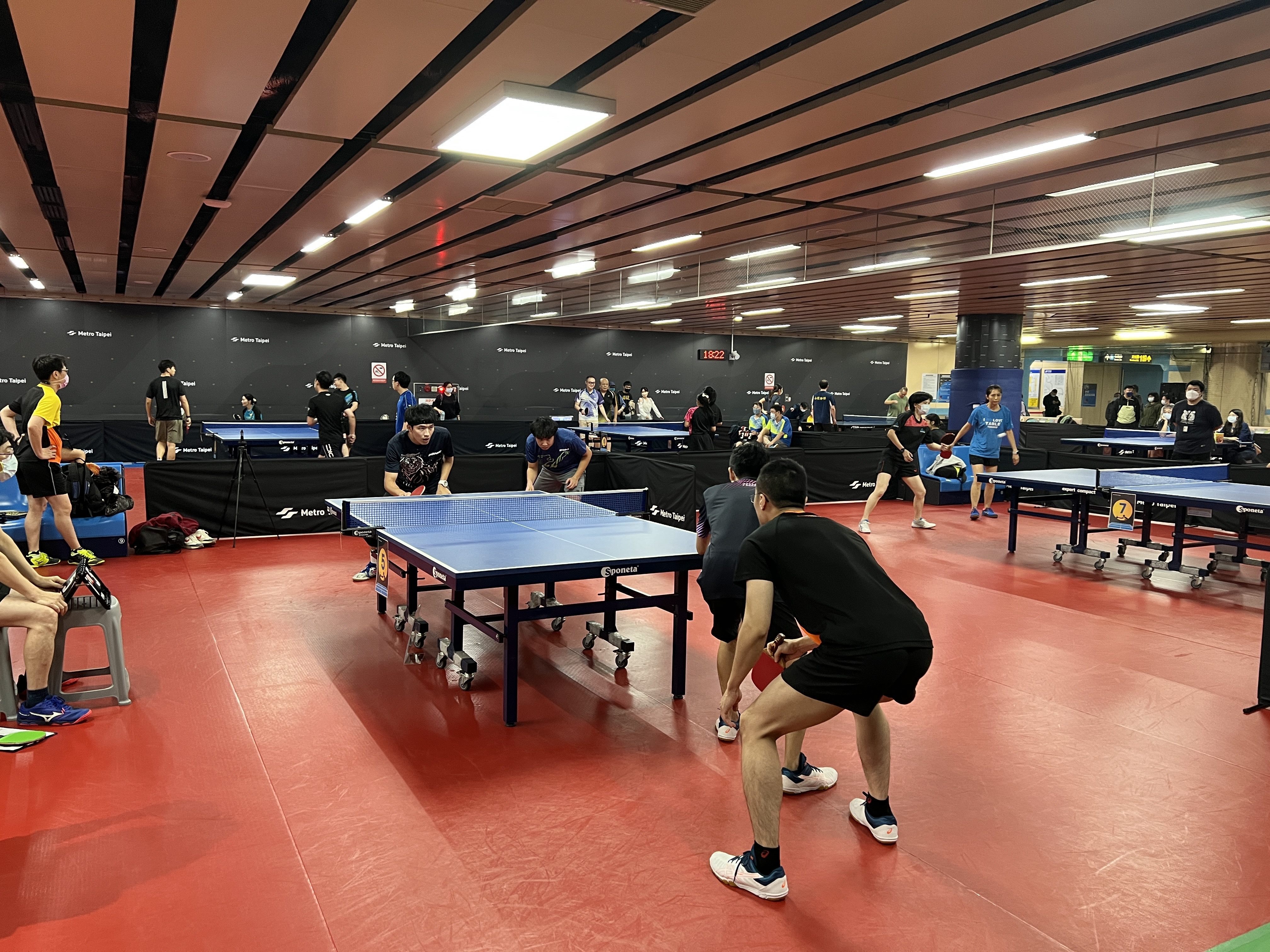 The table tennis court inside the complex housing the MRT Banqiao Station