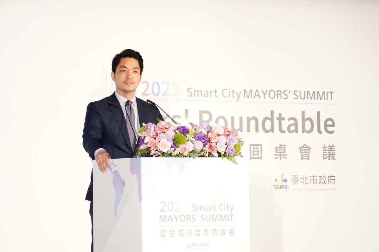 Mayor Chiang speaking at the opening of the 2023 Smart City Mayors' Summit