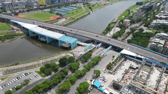 Aerial view of the ongoing construction at Minquan Bridge