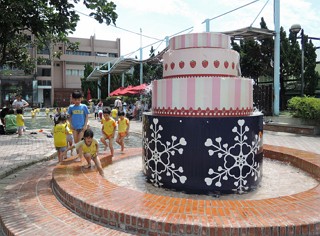 Summer Splash at the 2015 Taipei Water Festival