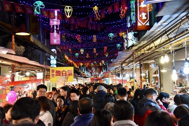 CNY street bazaar at night