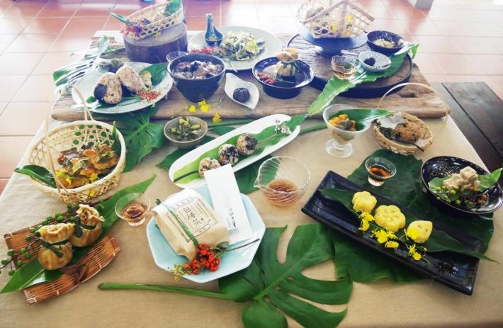 Variety of osmanthus cuisine