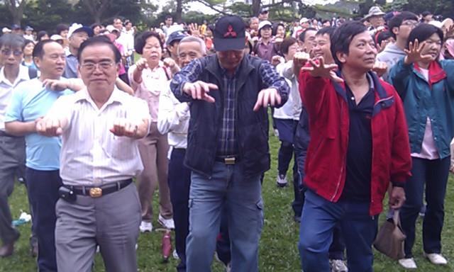 1010415邀請里長暨里民參加登山健行活動