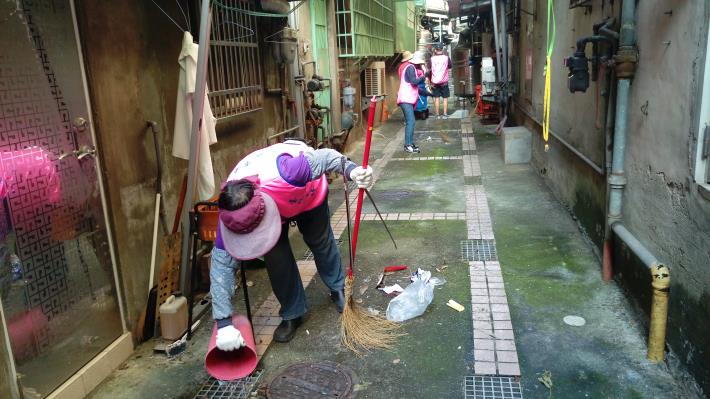 （3）臺北市士林區明勝里105年環保義工日成果照片-12月份