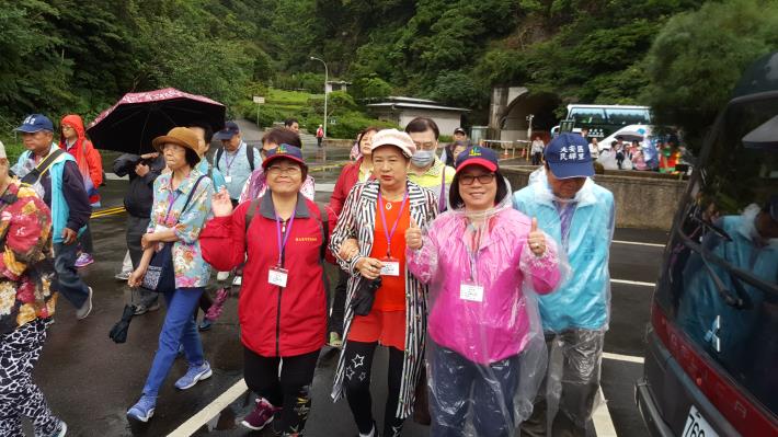 里鄰長研習下午市政參訪情形