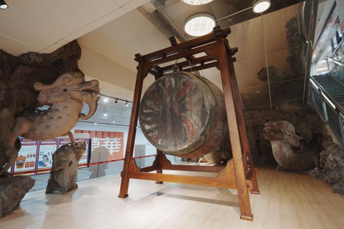 龍山寺百年佛鼓於龍山文創基地重現