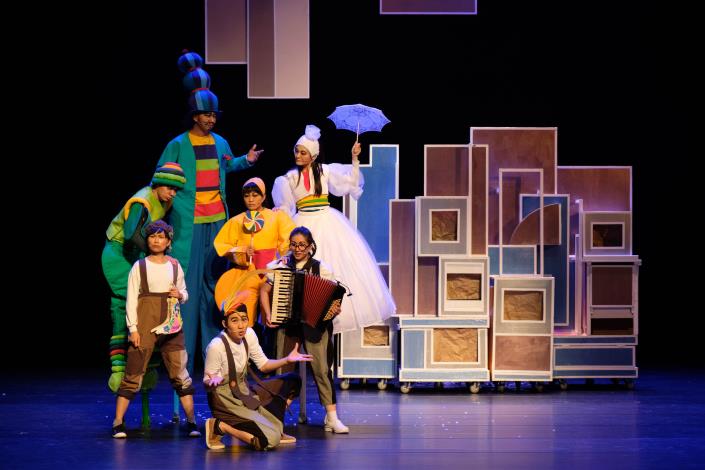 身聲劇場將自2月14日於香堤廣場未來舞台推出《踩高蹺的人－幸福點燈》，帶給觀眾滿滿幸福