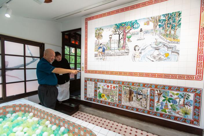 昔日的私人溫泉浴室在藝術家倪瑞宏、國寶彩磁藝師和在地區民創作下 ，讓溫泉浴室溫度再現。