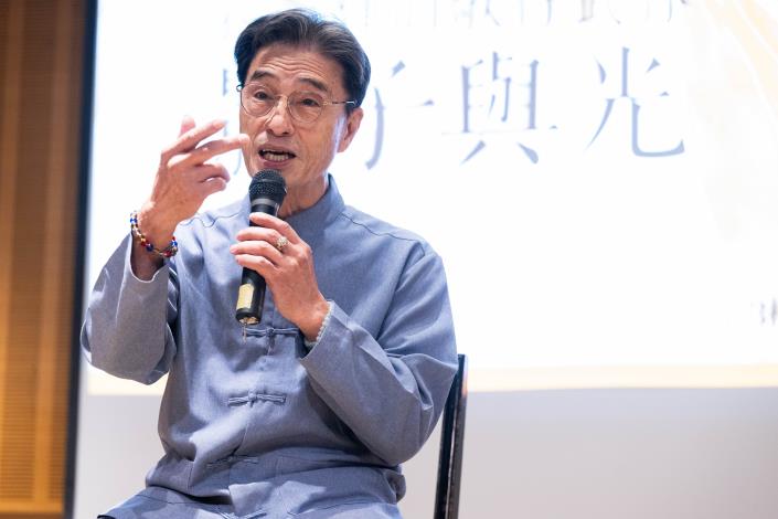 孫榮輝藝師表示，本書的撰寫過程回想七歲到七十八歲的生命歷程耗費許多心力，分享兒時趣事中頻繁提及父親在心中的重要性