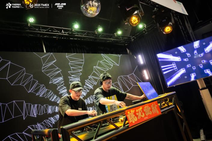 音樂節品牌展區則有爛泥發芽等深受樂迷喜愛的音樂節共襄盛舉