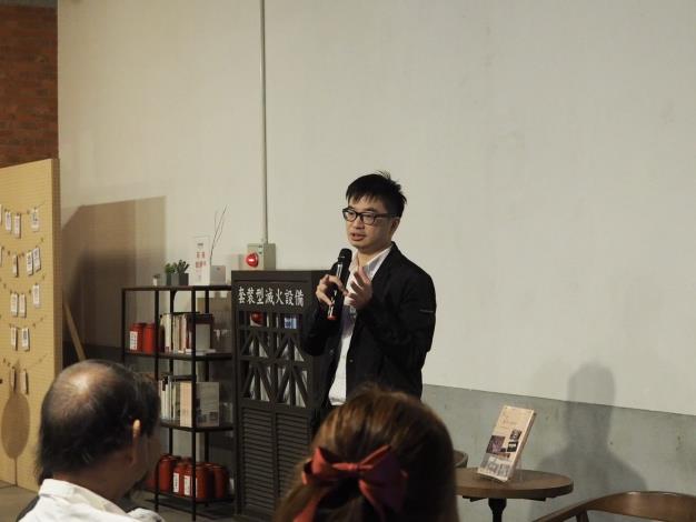 臺北市政府文化局專門委員邱稚亘