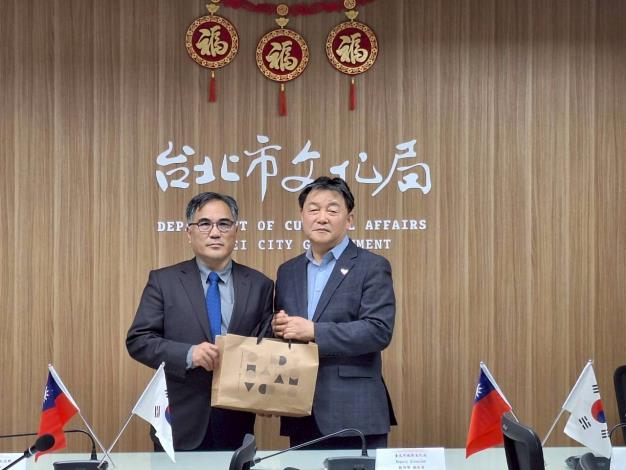 文化局副局長劉得堅、5.18紀念基金會理事長尹穆鋗