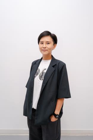 鄧乃慈執行長