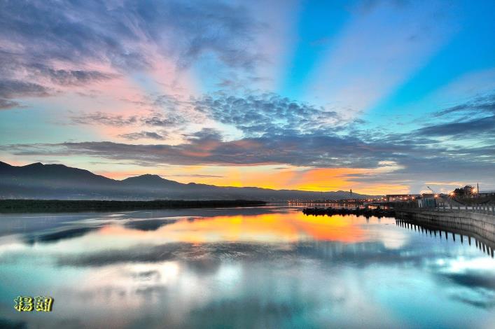 社子島島頭公園是欣賞日出或夕陽的好地方 攝影授權 楊朗 (不得做為商業使用)