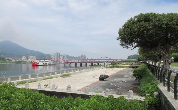 現況圖 為了活化閒置空間，將重新整修關渡碼頭周邊相關設施