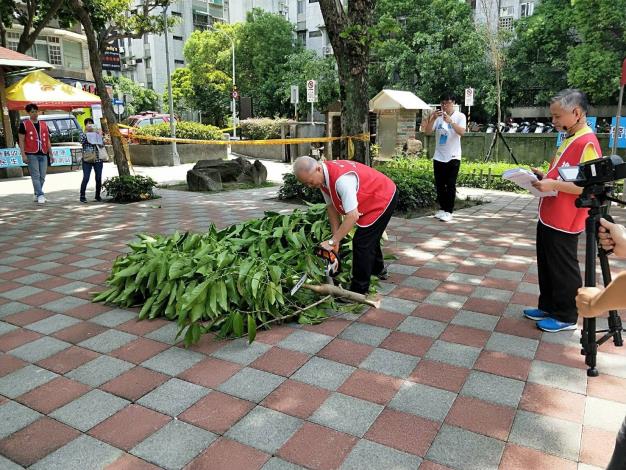 北市水利處舉辦社區自主防災演練，希望能將專業知識或防救災資訊，深植於里民的心中