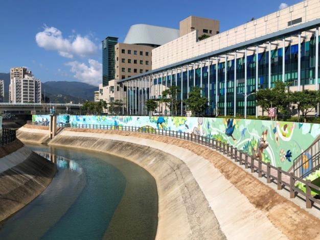 結合防洪與城市美學   北市的磺溪堤防美化完工