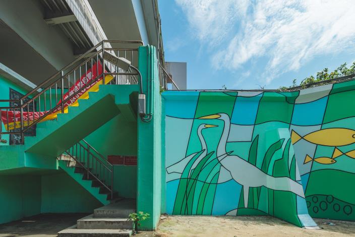 松山區的堤壁 由插畫家張大雅Daya設計