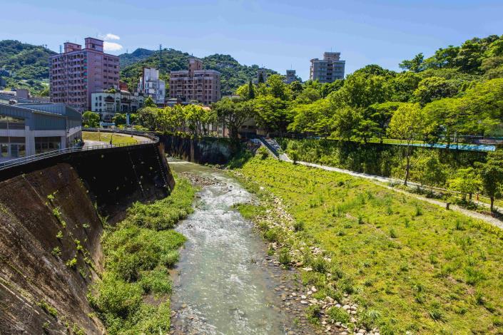 北市景美溪及指南溪匯流口護岸再造工程完工 生機無限