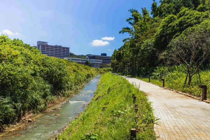 景美溪及指南溪匯流口護岸再造工程 日前完工