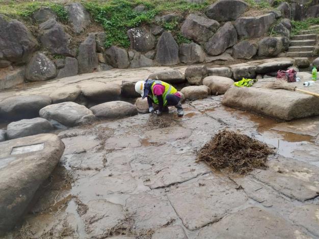 大溝溪生態治水園區清疏工程施工中 