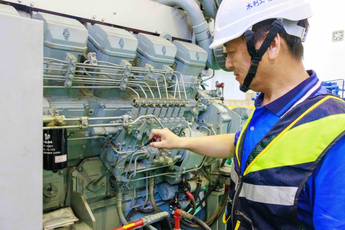 抽水機組機油檢查 (4)