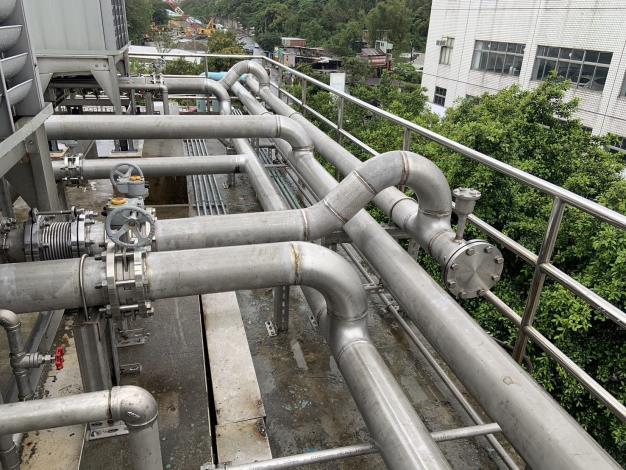 南湖站更新冷卻水塔管線