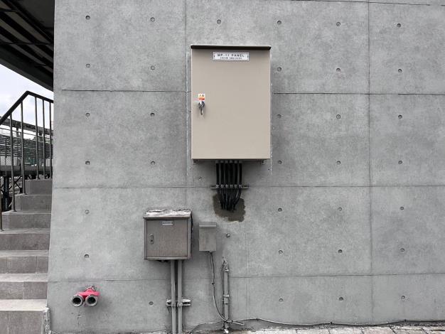 玉成抽水站民生用水旁配電盤更新