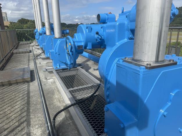 中山抽水站閘門吊門機更新