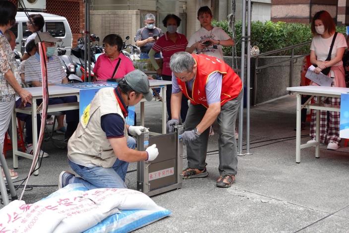 朱崙里防水閘門操作