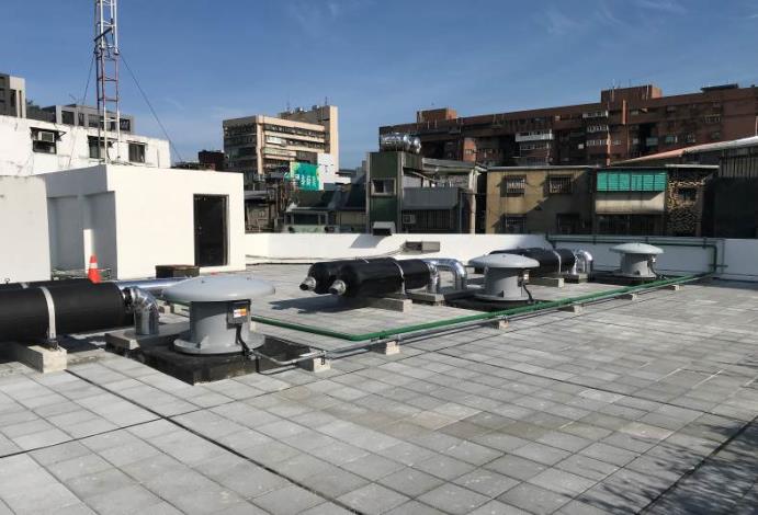 南京站建築工程(屋頂防水隔熱、屋頂通風口防水) 竣工照片