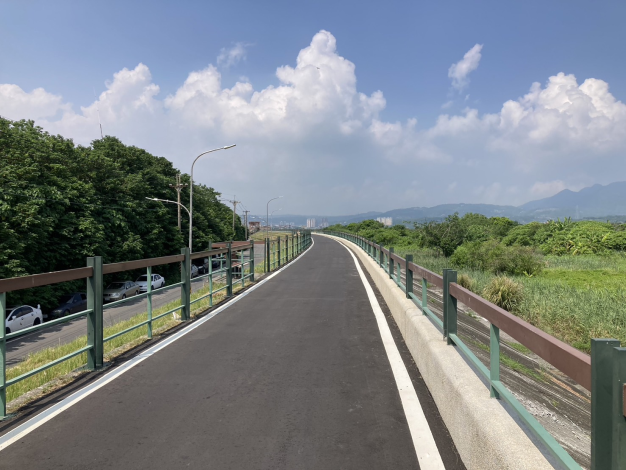 社子島沿線堤防道路防洪牆設置(基隆河側)