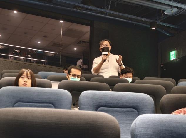 現場參與者踴躍發言互動