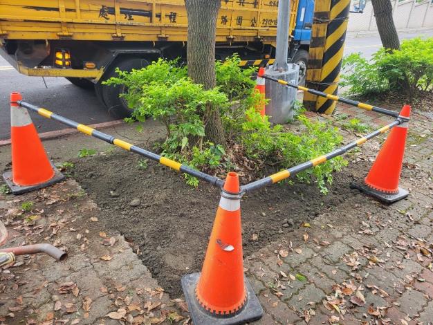 義方國小-登山路側門填土_240808_6
