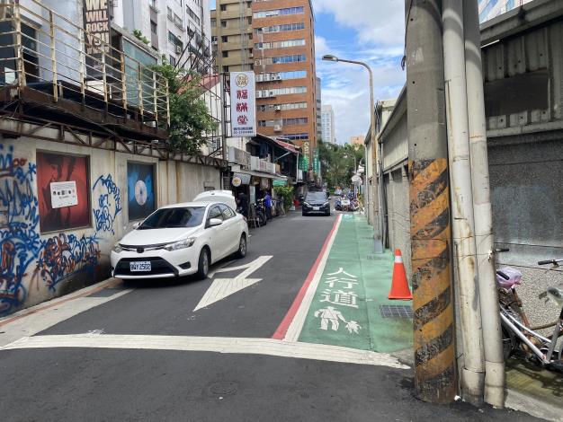 仁愛醫院仁愛路四段8巷標人改實體前