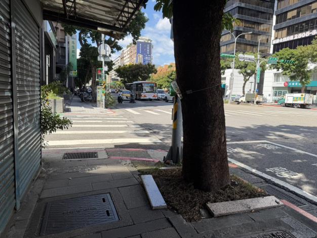 民生東路三段(龍江路口)-完成照