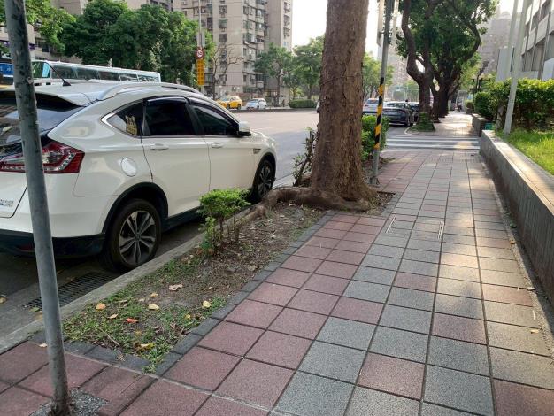 民生東路三段75號前V