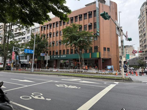 光復北路26巷與八德路3段分隔島-完成V