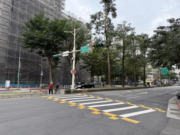 光復南路32巷對面分隔島-完成V