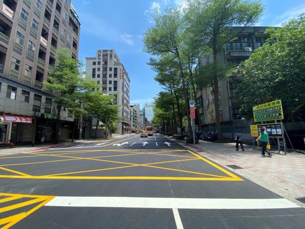 圖5 三民路（南京東路至健康路）施工後照片