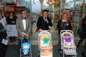 市長巡視本市騎樓整平工程成果1