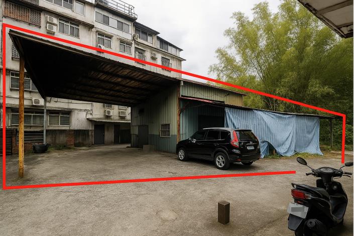 113年度「消防局通報違建發生火災專案案件」(案例1)拆除前照片.JPG
