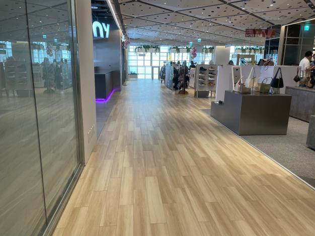 走廊保持通暢無推置雜物