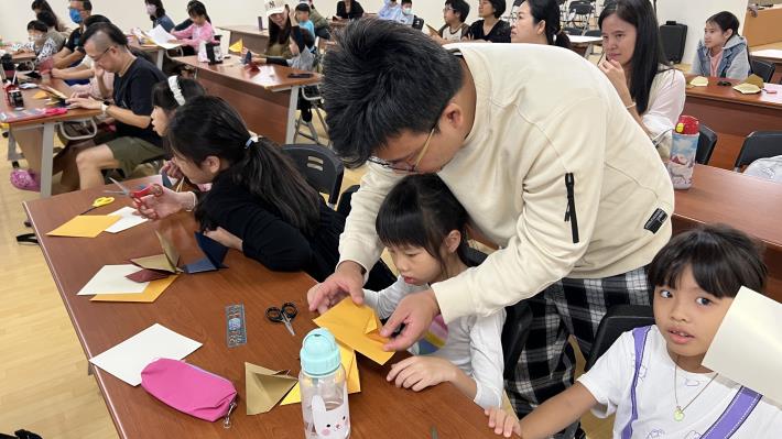 活動現場親子互動熱絡