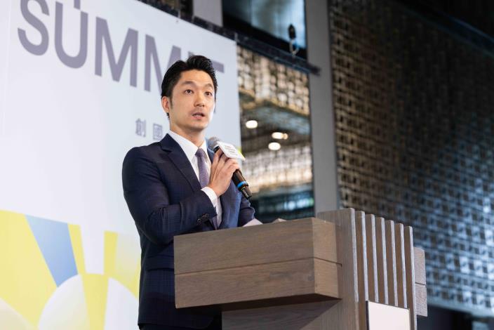 Mayor Wan-an Chiang delivers his speech.