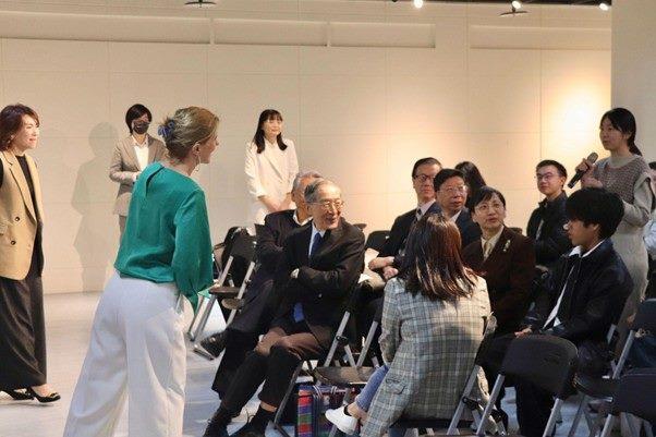 Picture 4: Ms. Ruth Bradley-Jones, Representative of the British Office Taipei, listens to questions from participants.