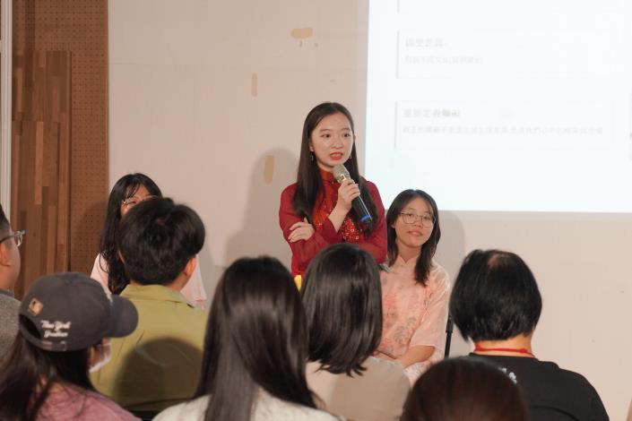 Vietnam Team of the 2025 Overseas Volunteer Program sharing their service experience