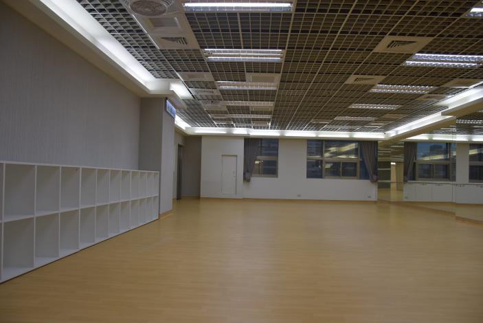 Dance Studio2